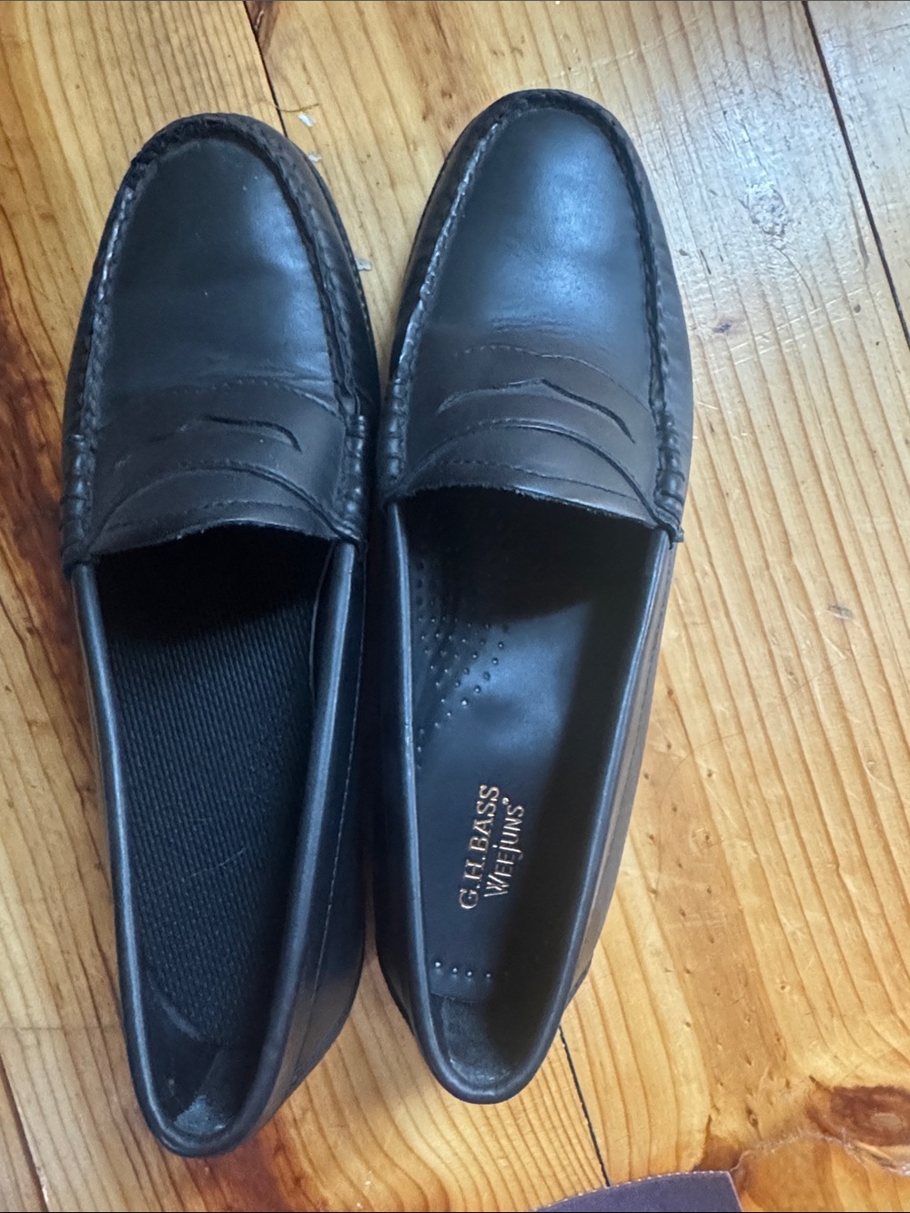 G.H. Bass & Co. Men's Black Leather Penny Loafers